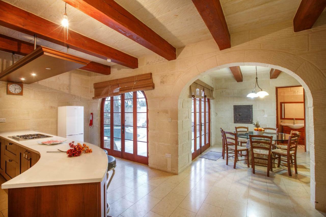 Il-Palma Holiday Farmhouse With Sunny Private Pool In Island Of Gozo Għarb Kültér fotó